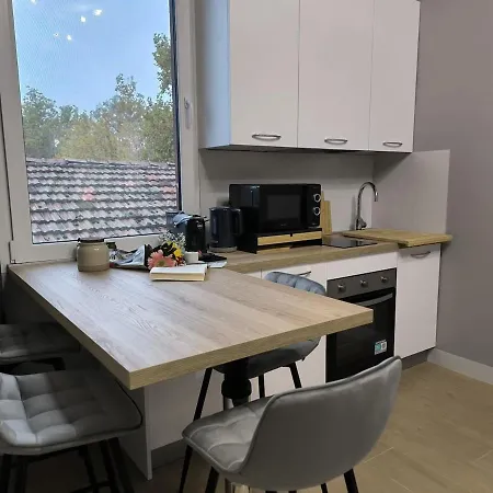 Giulia Apartment